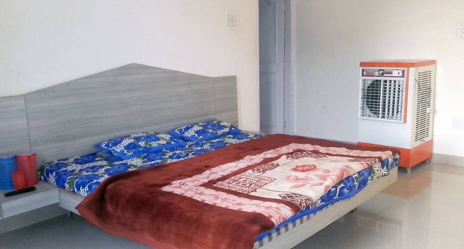 Hotel Sant Bhawan, Katra 3